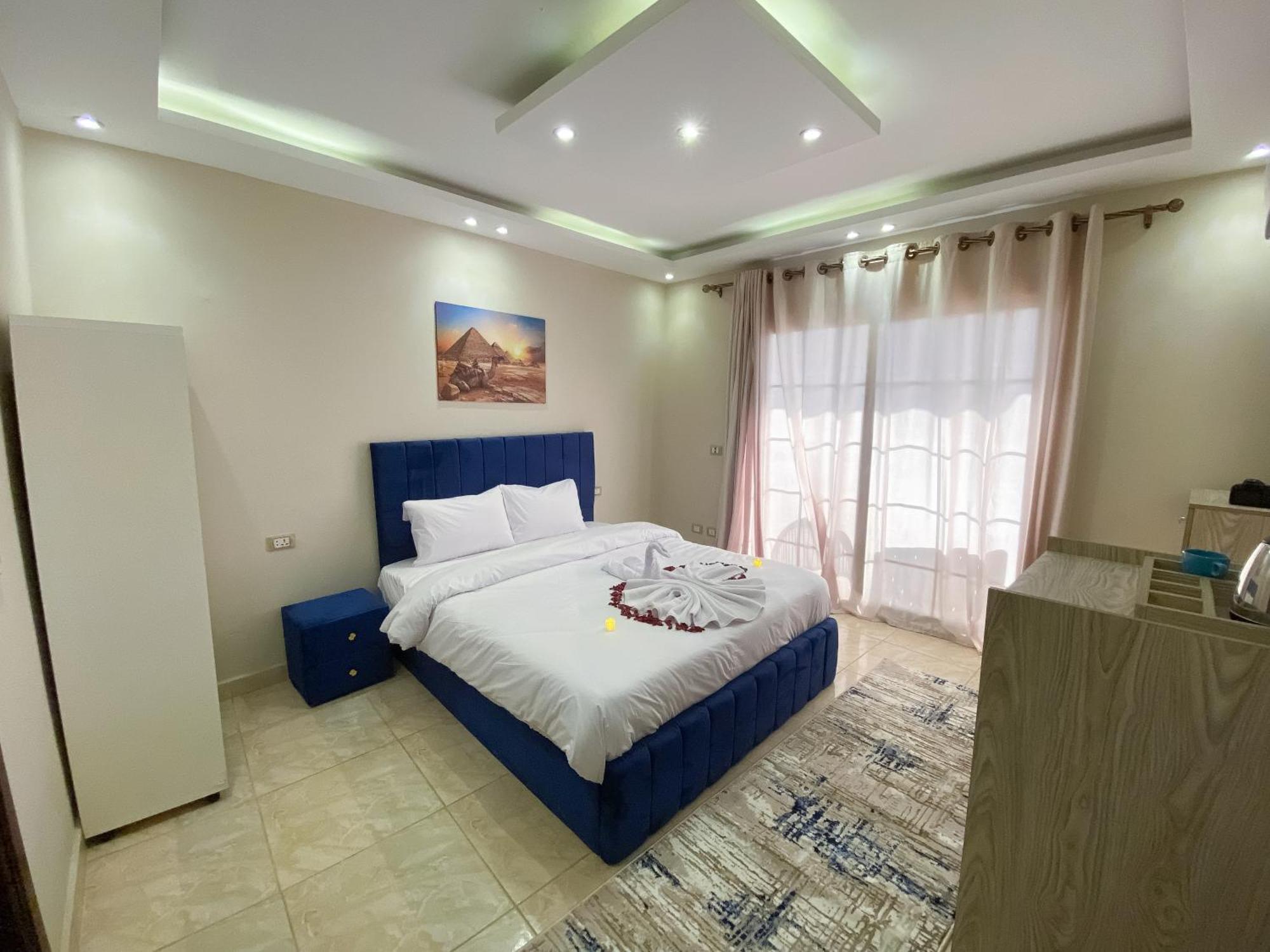 Young Pharaoh View Inn Cairo Exterior photo